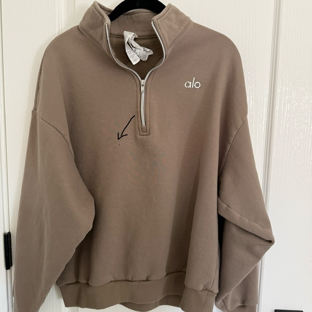 ALO women’s light cocoa accolade 1/4 zip pullover size medium